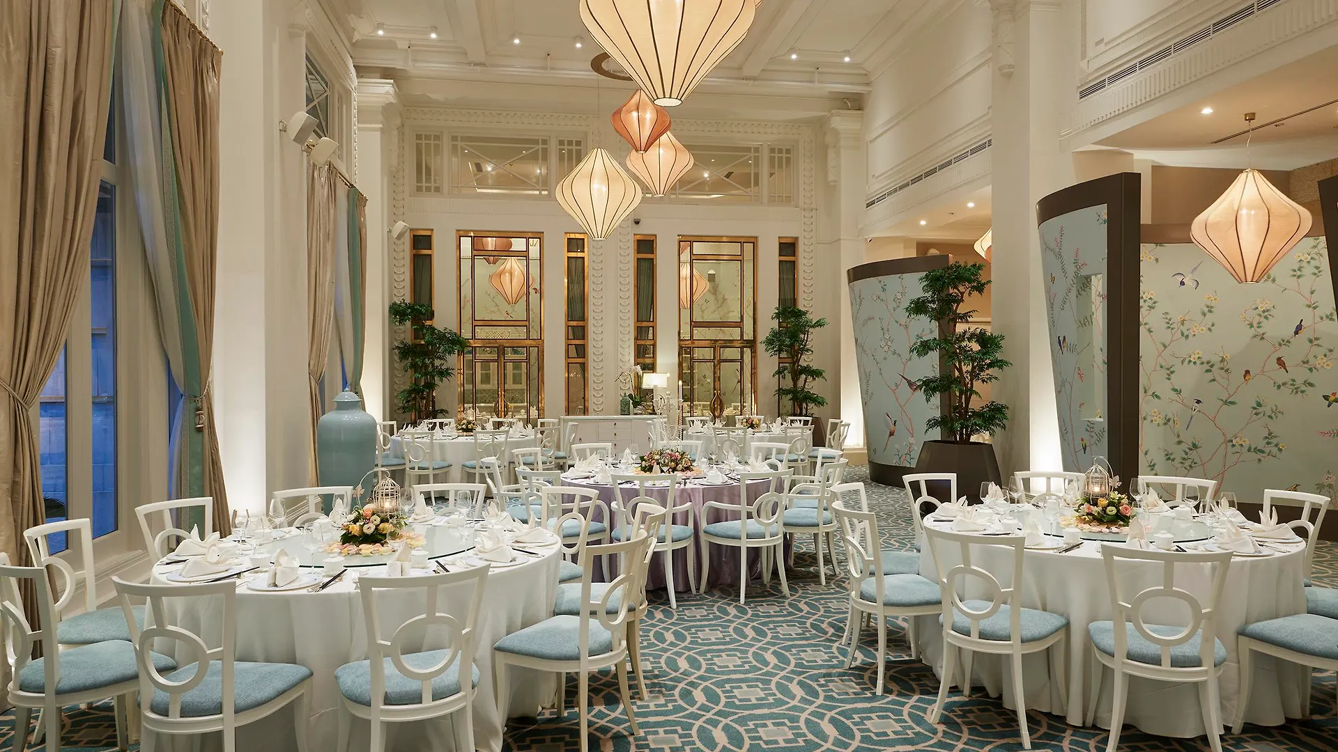 The Fullerton Hotel Singapore 5*,